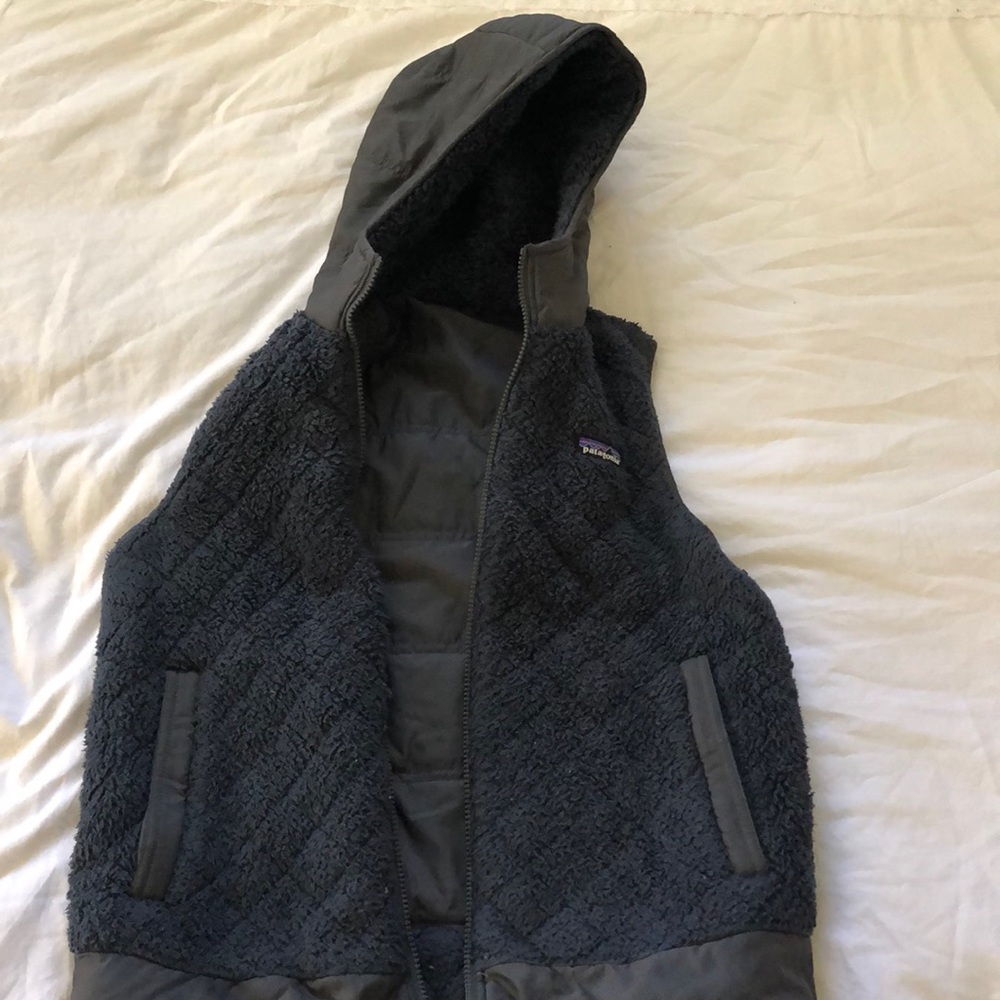Patagonia reversible vest